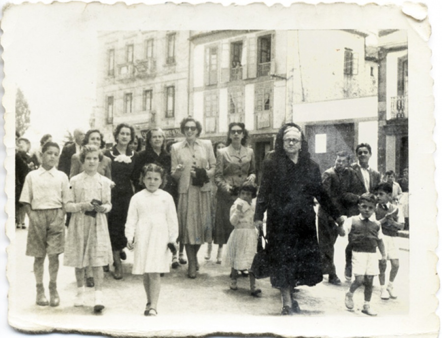 1949 - San Juan, salida de misa